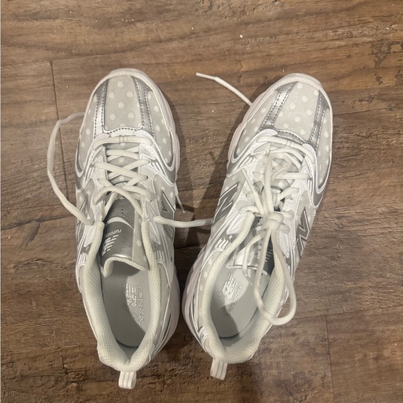 New Balance Women's Polka Dot Sneakers - Picture 2 of 4